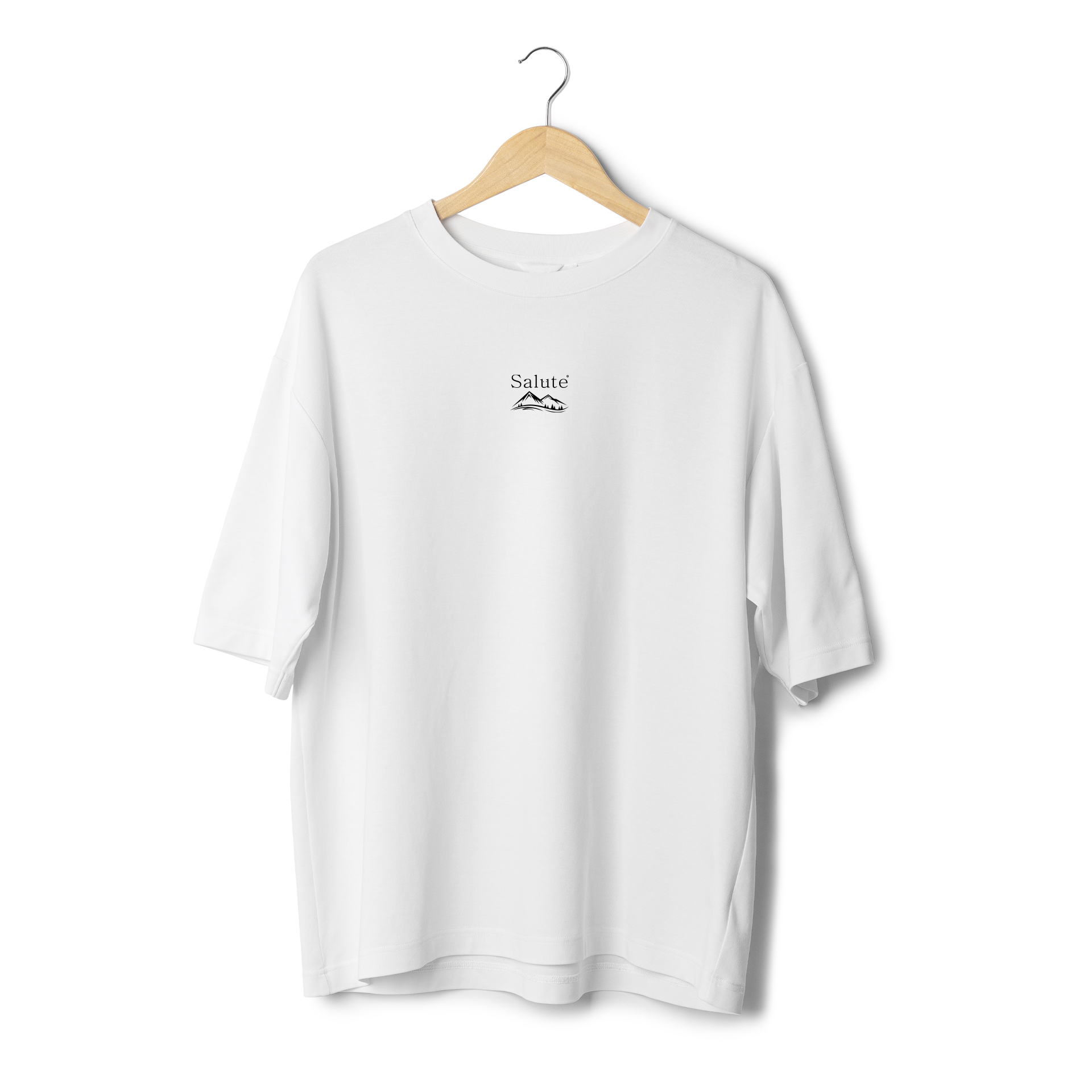 White Oversized Tee – S.a.l.u.t.e